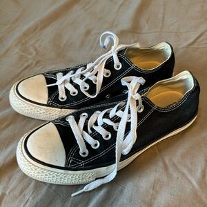 Converse Low Tops